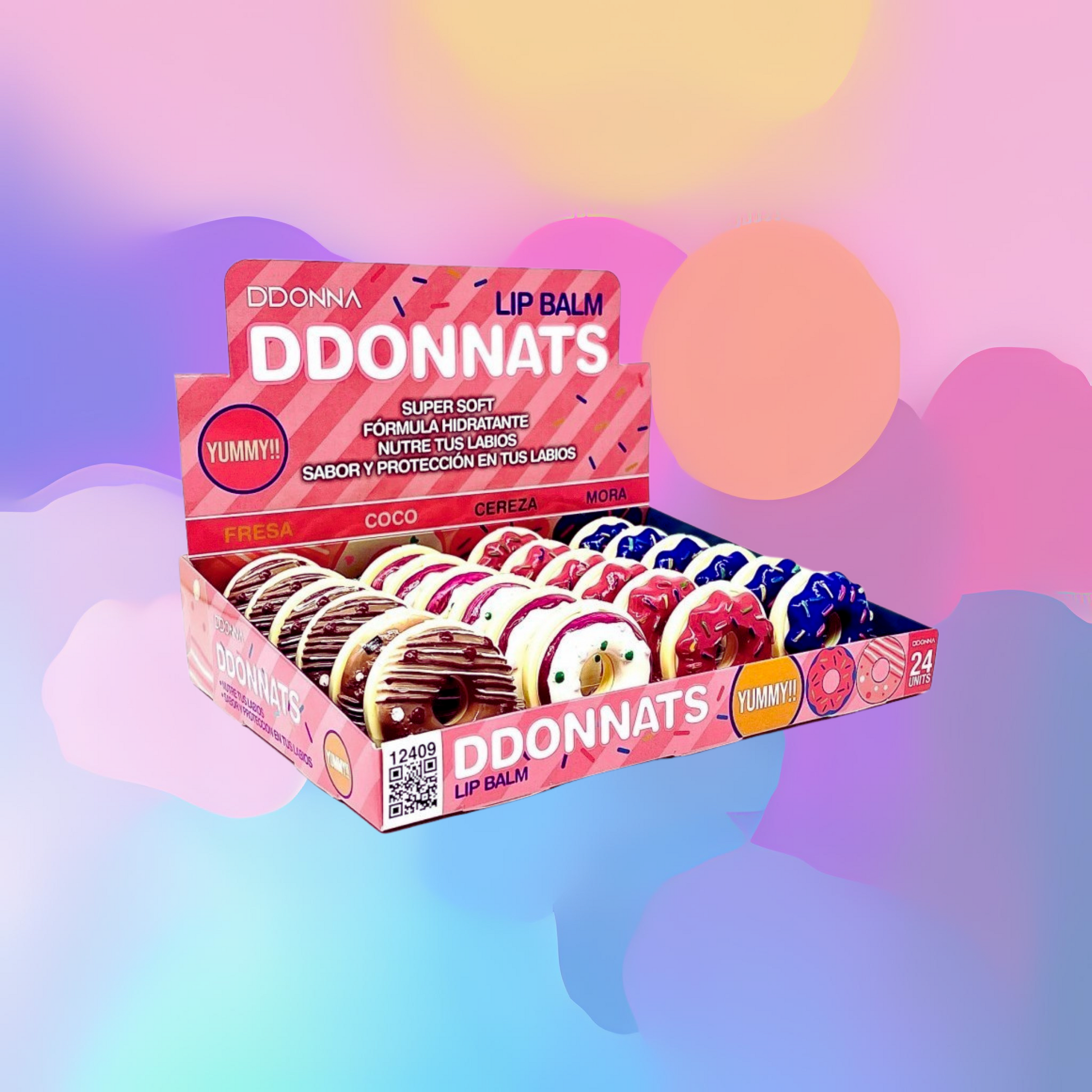 Bálsamo Labial DDONNATS de D'Donna con original diseño de donut, disponible en aromas Fresa, Coco, Cereza y Mora para hidratar, nutrir y proteger los labios diariamente.